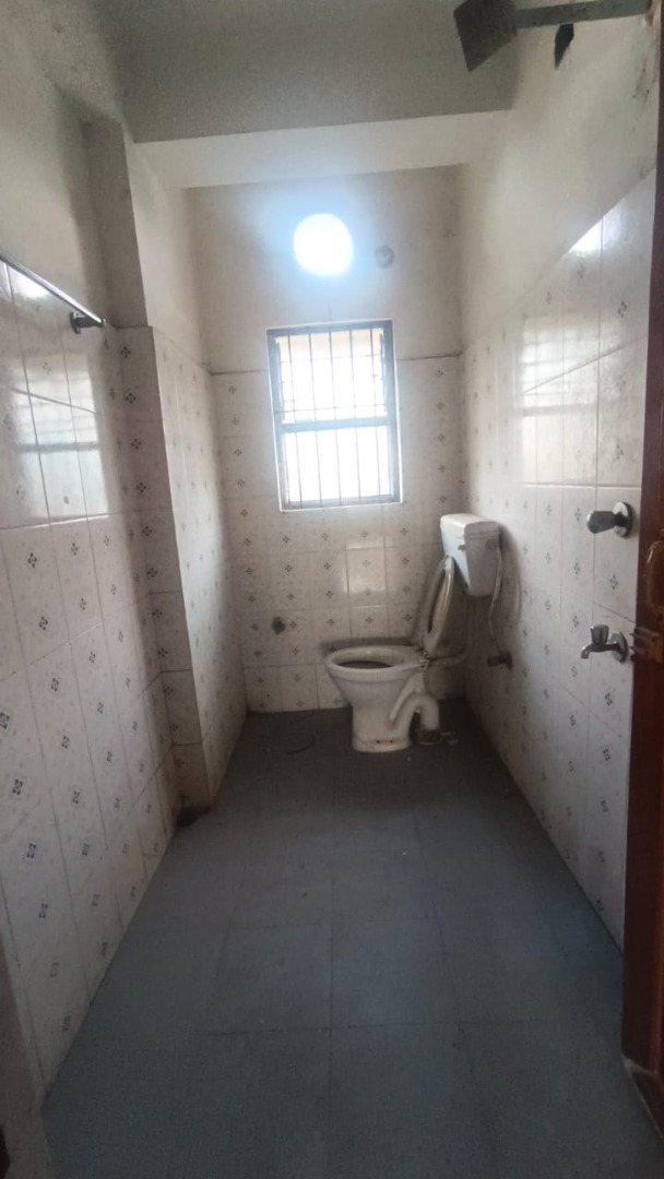 Unfurnished 3bhk in Odalbakra, Kahilipara, Guwahati, Assam, India for Rent